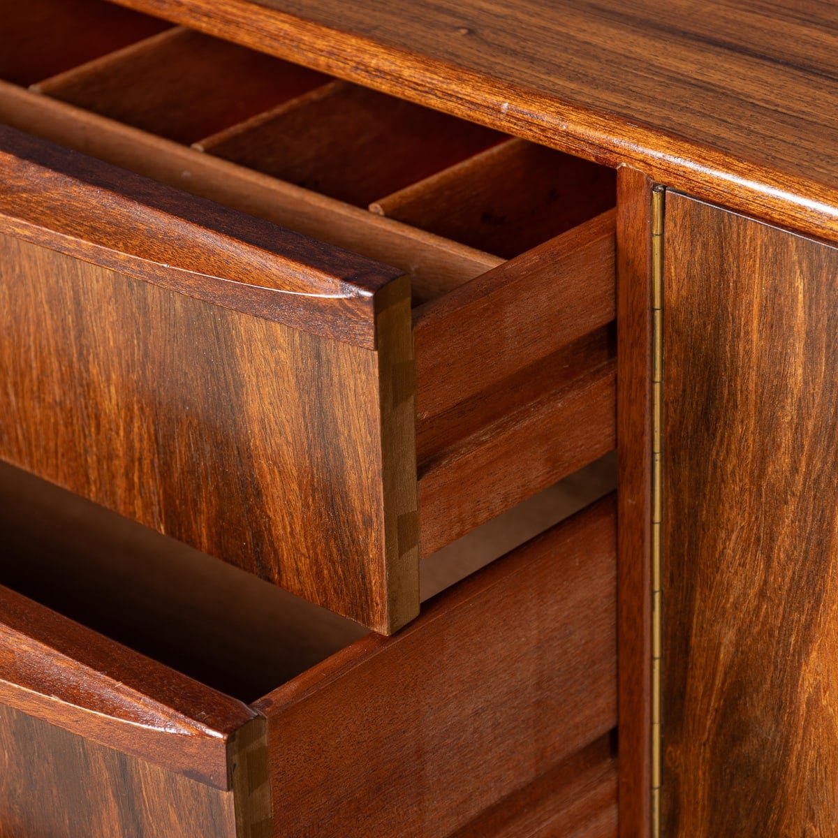 PUSHKINS.COM - B11216 - 20thC ROSEWOOD SIDEBOARD DESIGNED BY TOM ROBERTSON FOR A.H. MCINTOSH & CO LTD - 21.jpg
