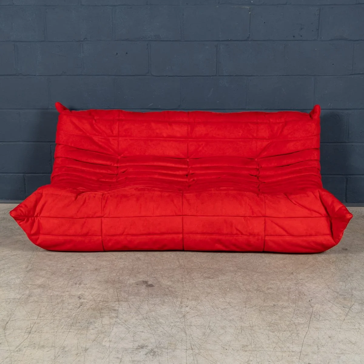 PUSHKINS.COM - B12283 - A 21st CENTURY RED "TOGO" THREE SEATER SOFA BY MICHEL DUCAROY FOR LIGNE ROSET - 04.jpg