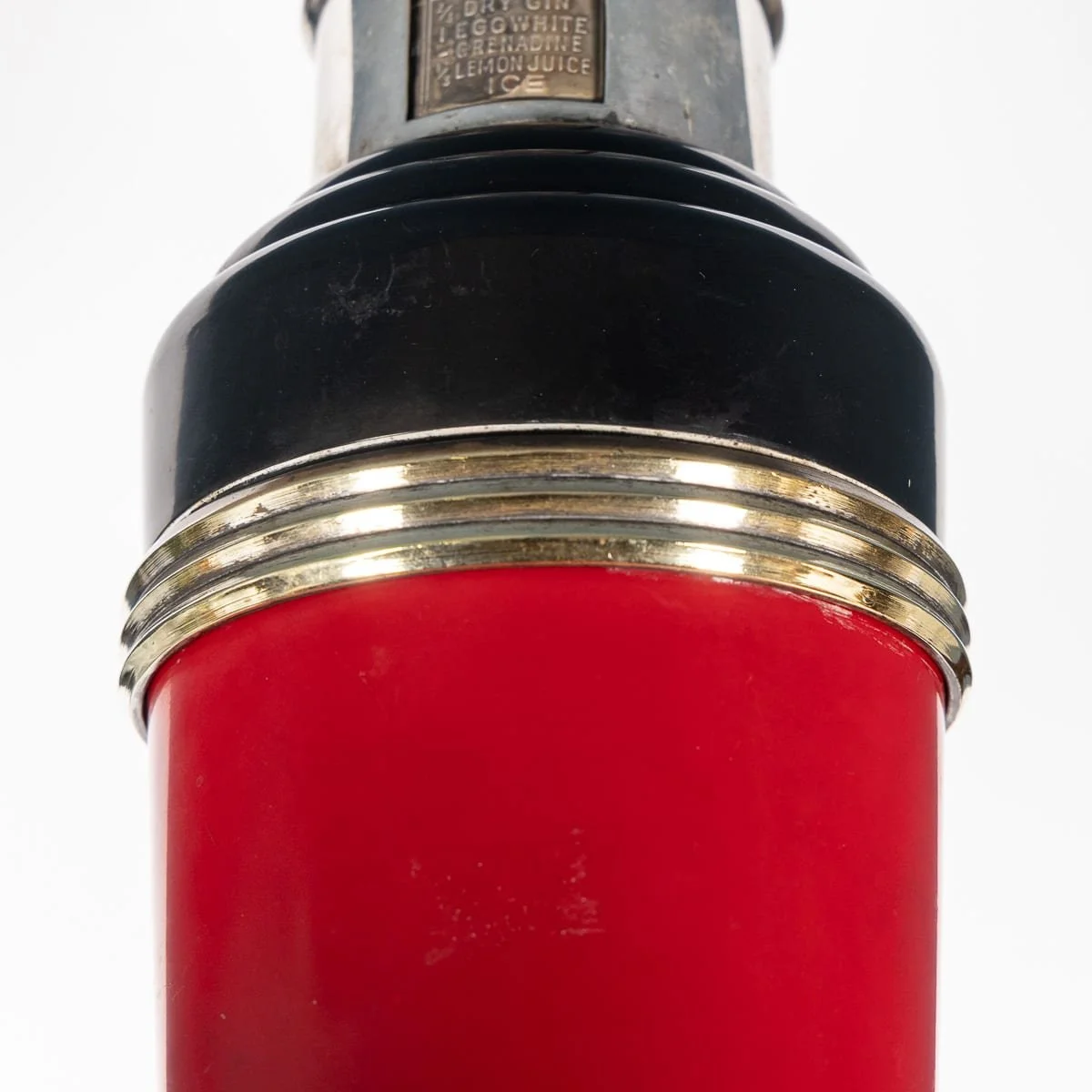 PUSHKINS.COM - B12021 - 20thC ART DECO "MASTER INCOLOR" BAKELITE COCKTAIL SHAKER BY LAWSON CLARKE c.1935 - 16.jpg