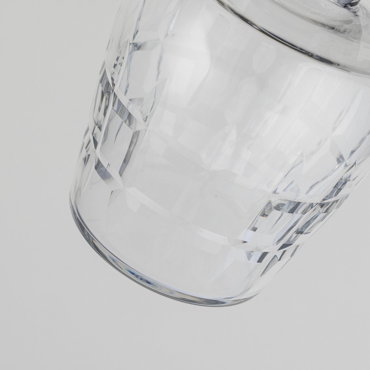 PUSHKINS.COM - D11154 - 20thC FRENCH PAIR OF BACCARAT DECANTERS & HERMES LEATHER BASKET BY JACQUES ADNET - 09.jpg