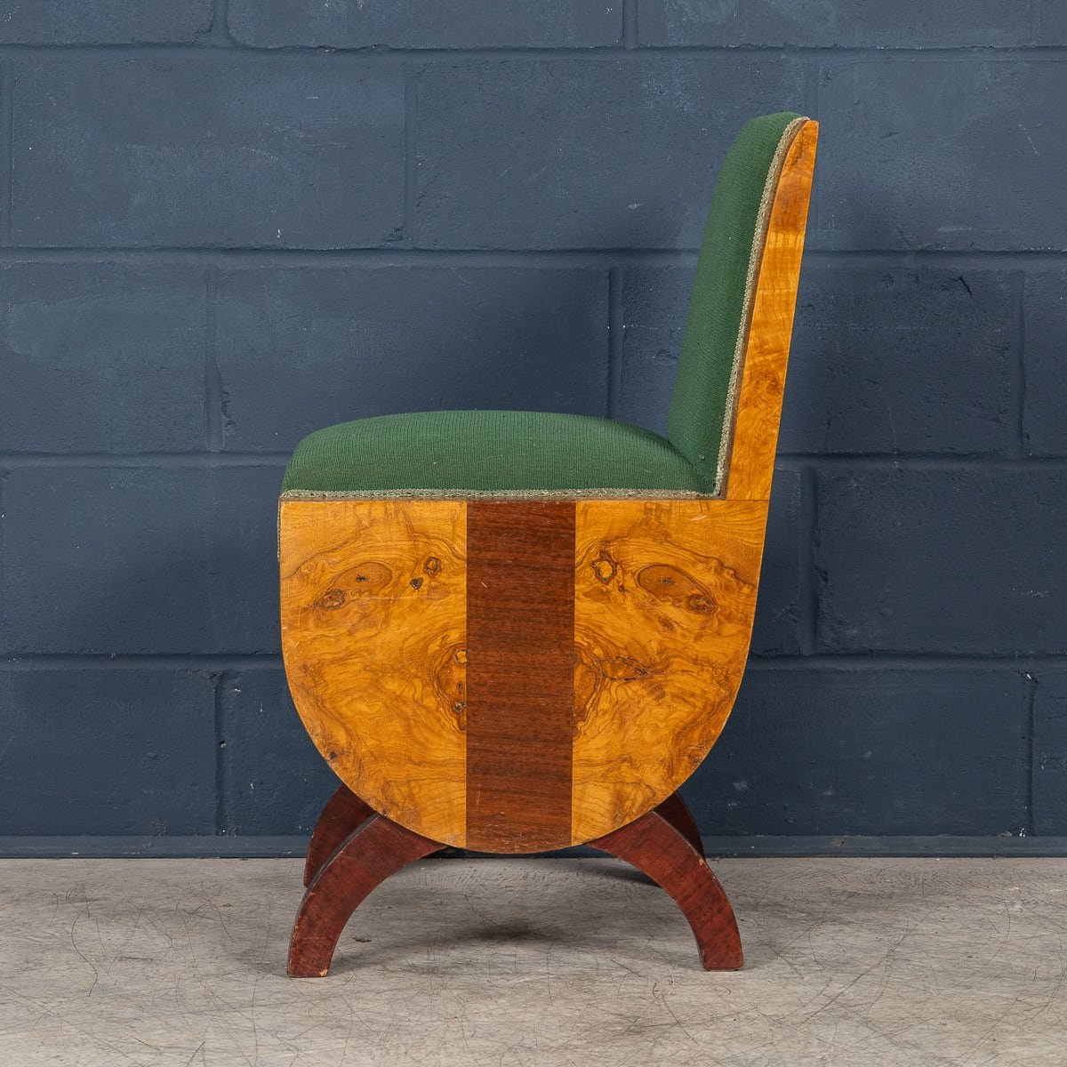 PUSHKINS.COM - 20thC ITALIAN ART DECO HALL CHAIR IN WALNUT c.1930 - 4.jpg
