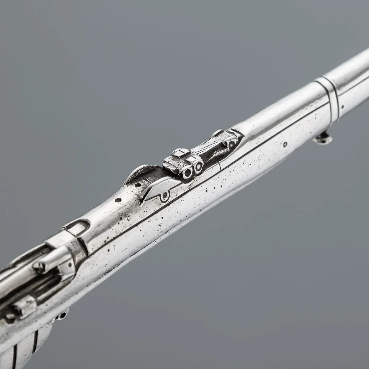 PUSHKINS.COM - A00135 - ANTIQUE 20thC ENGLISH SOLID SILVER RIFLE SHOOTING TROPHY, LONDON c.1915 - 13.jpg