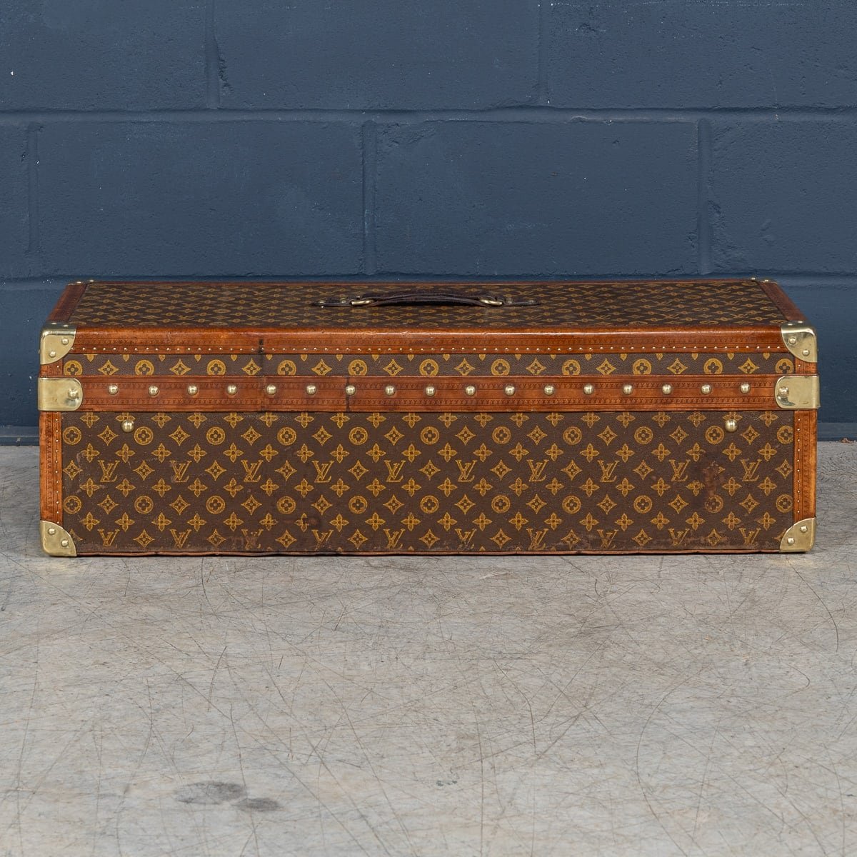 PUSHKINS.COM - B11237wd - 20thC LOUIS VUITTON ENCYCLOPEDIA BRITANNICA TRUNK IN MONOGRAM CANVAS c.1911 - 05.jpg