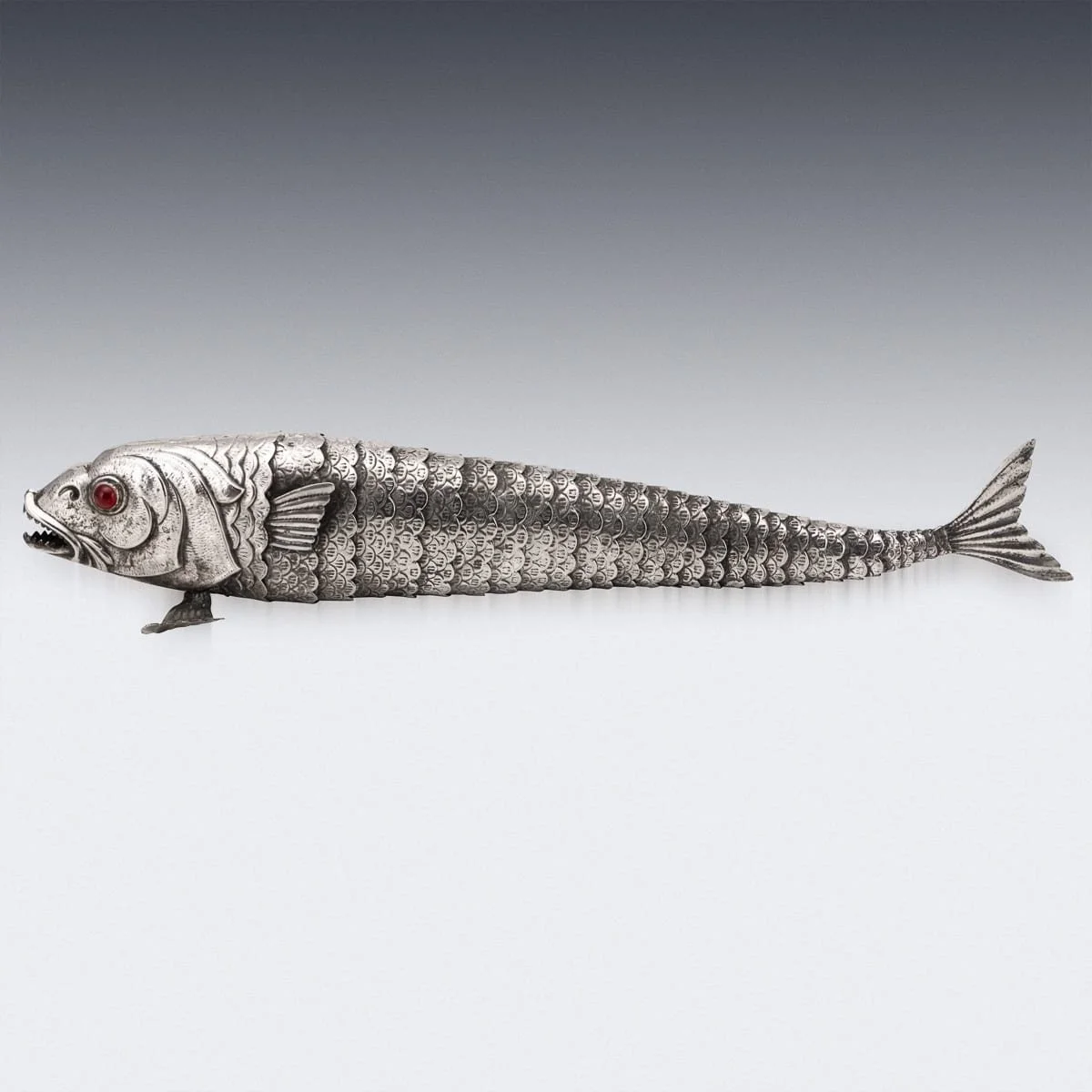 PUSHKINS.COM - Z12156 - VINTAGE 20thC MEXICAN NOVELTY ARTICULATED FISH IN ALPACA SILVER c.1950 - 04.jpg
