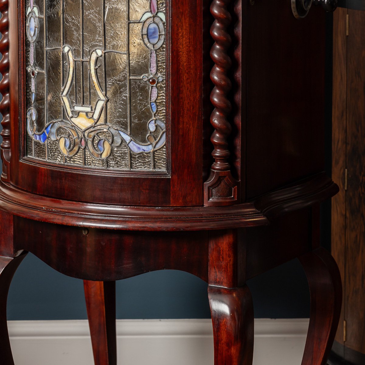 PUSHKINS.COM - NS11405 - ANTIQUE 20thC AMERICAN %22THE REGINA CO%22 12 DISC AUTOMATIC MUSIC PLAYING CABINET BOX c.1900 - 42.jpg