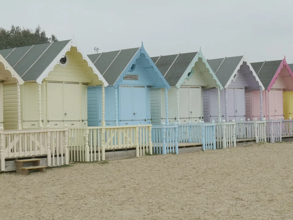 beach-huts.jpg