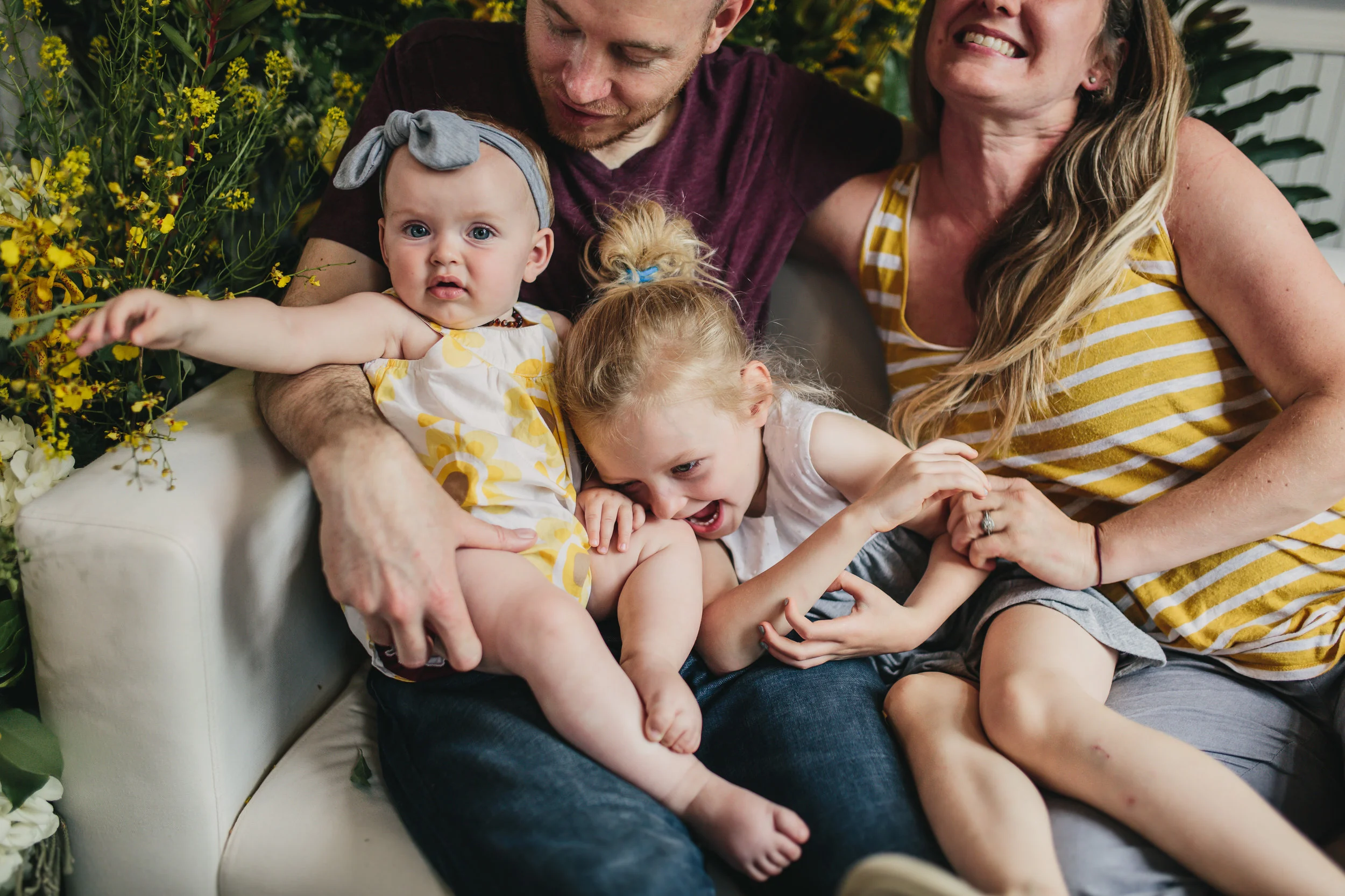 Pangtography mini Mother's Day portraits at Flower Hause in Shepherdstown, West Virginia.
