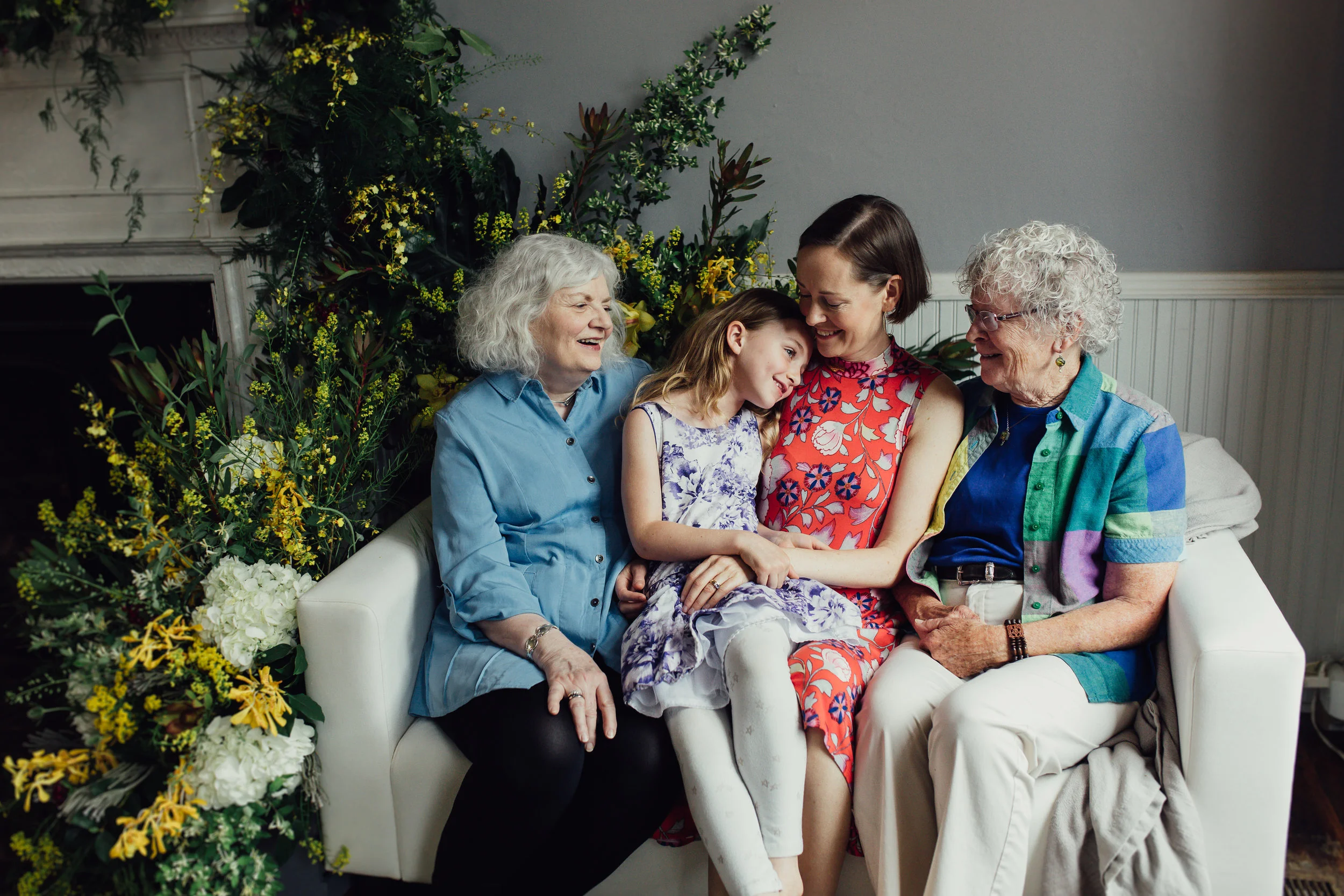 Pangtography mini Mother's Day portraits at Flower Hause in Shepherdstown, West Virginia.