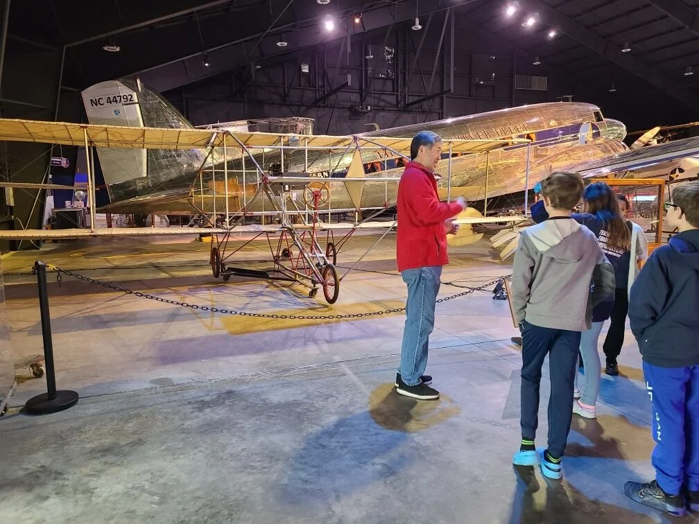 After wrapping up their classroom learning on forces and flight ✈️, our 6th graders took their understanding to the next level through hands-on exploration during a fantastic visit to the New England Air Museum! 🛩️📚