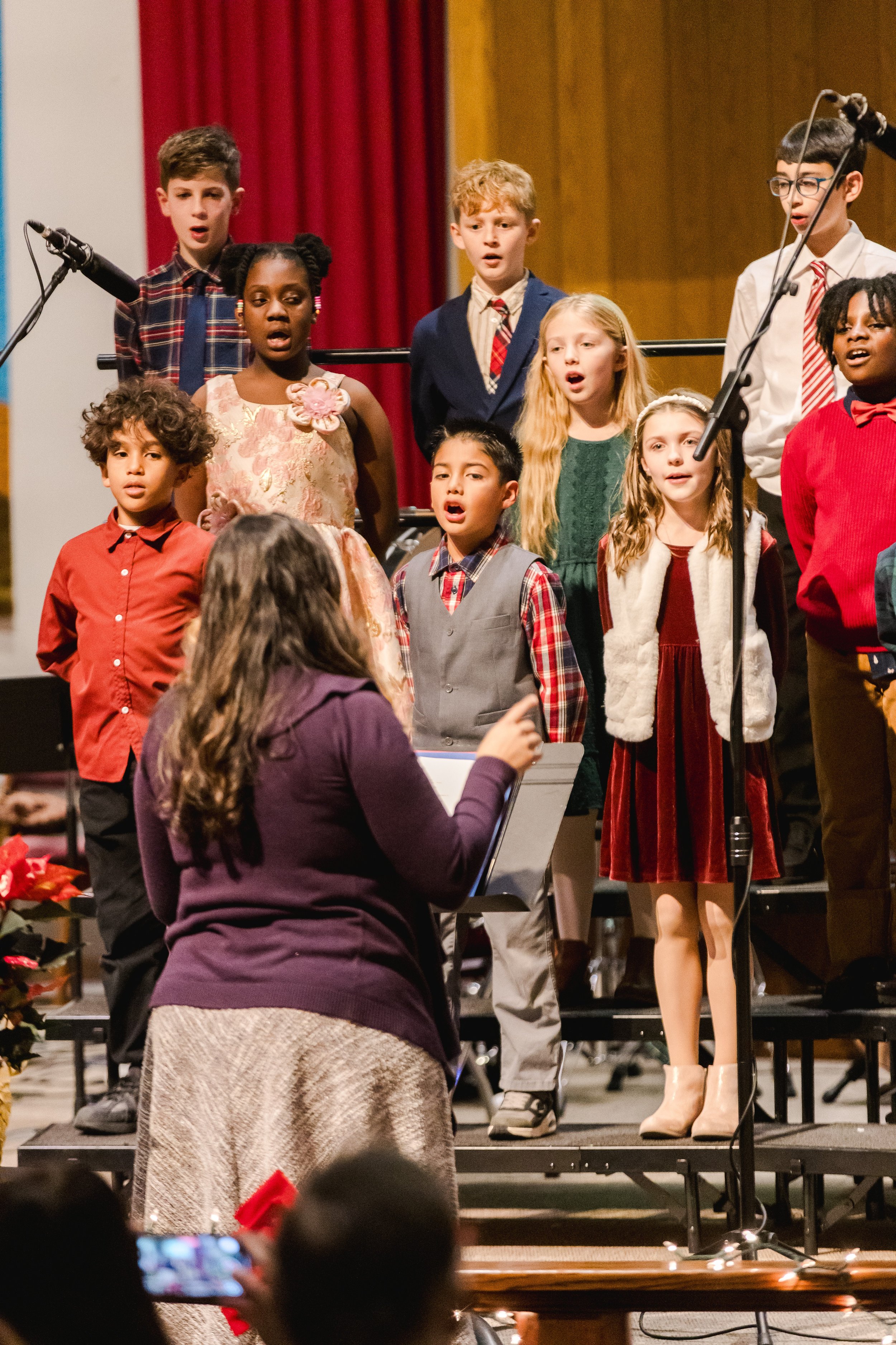 grade 4 and 5 singing.jpeg