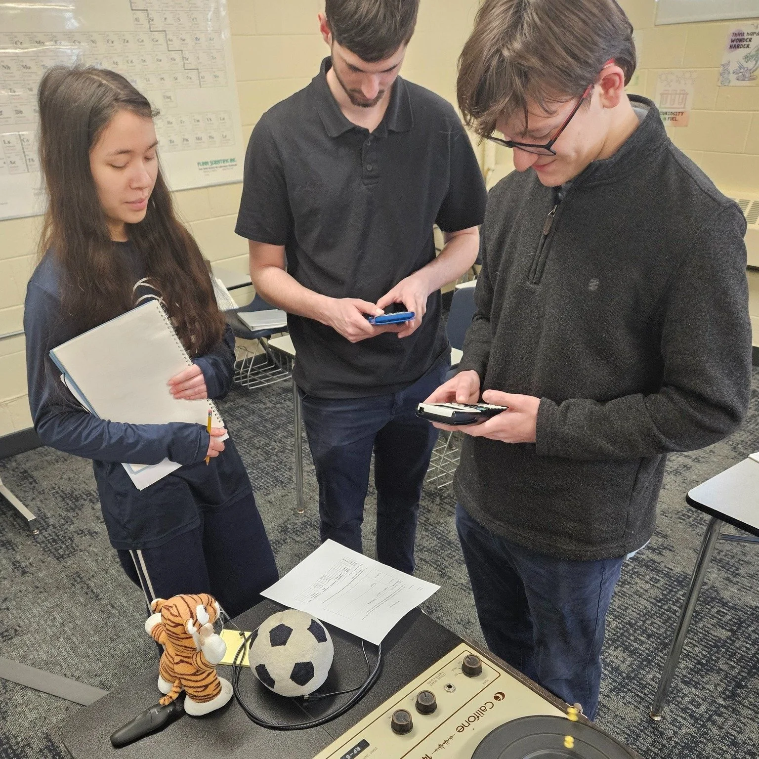 🎶 💿 🪩🎤Let&rsquo;s take it back a few decades! Before everything was streamed, music lived on CDs, cassette tapes, and&mdash;going even further back&mdash;record players. In physics, we&rsquo;re exploring circular motion, and those old-school turn