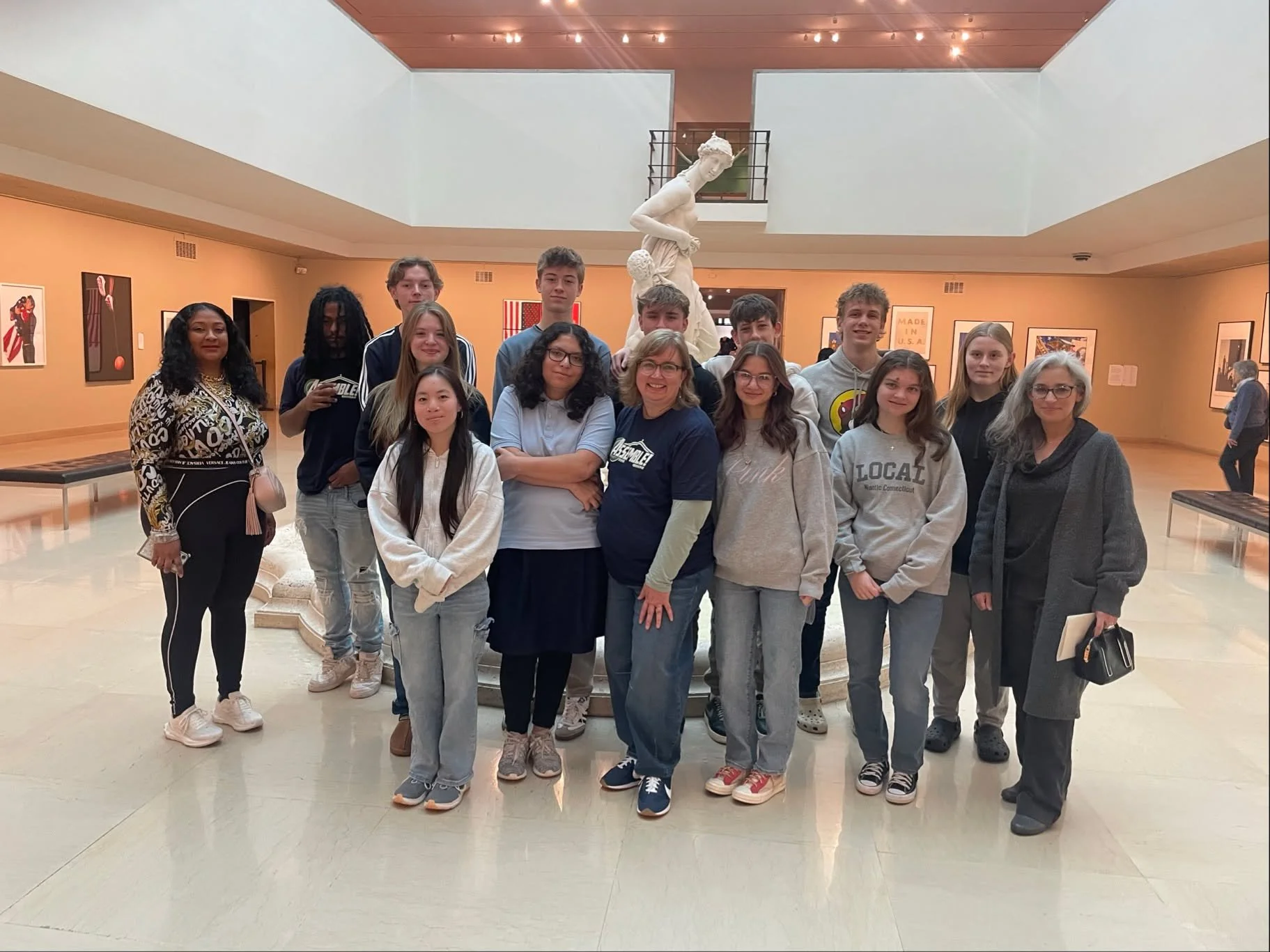 🎨 🖌️Our high school art class enjoyed a visit to the Wadsworth Atheneum Museum of Art! Students took part in a guided tour highlighting the work of two artists they have studied in class, Jackson Pollock and Edgar Degas.  After the tour, they had t