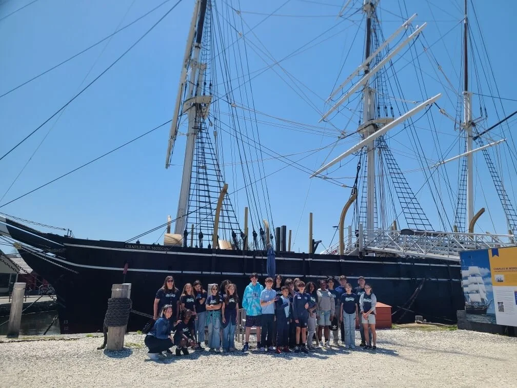 During our field trip to Mystic Seaport Museum, students enjoyed an incredible day of hands-on learning and exploration!⚓
Students enjoyed a planetarium show that helped us explore the night sky&mdash;including a chance to spot Venus and Jupiter 🌠🪐