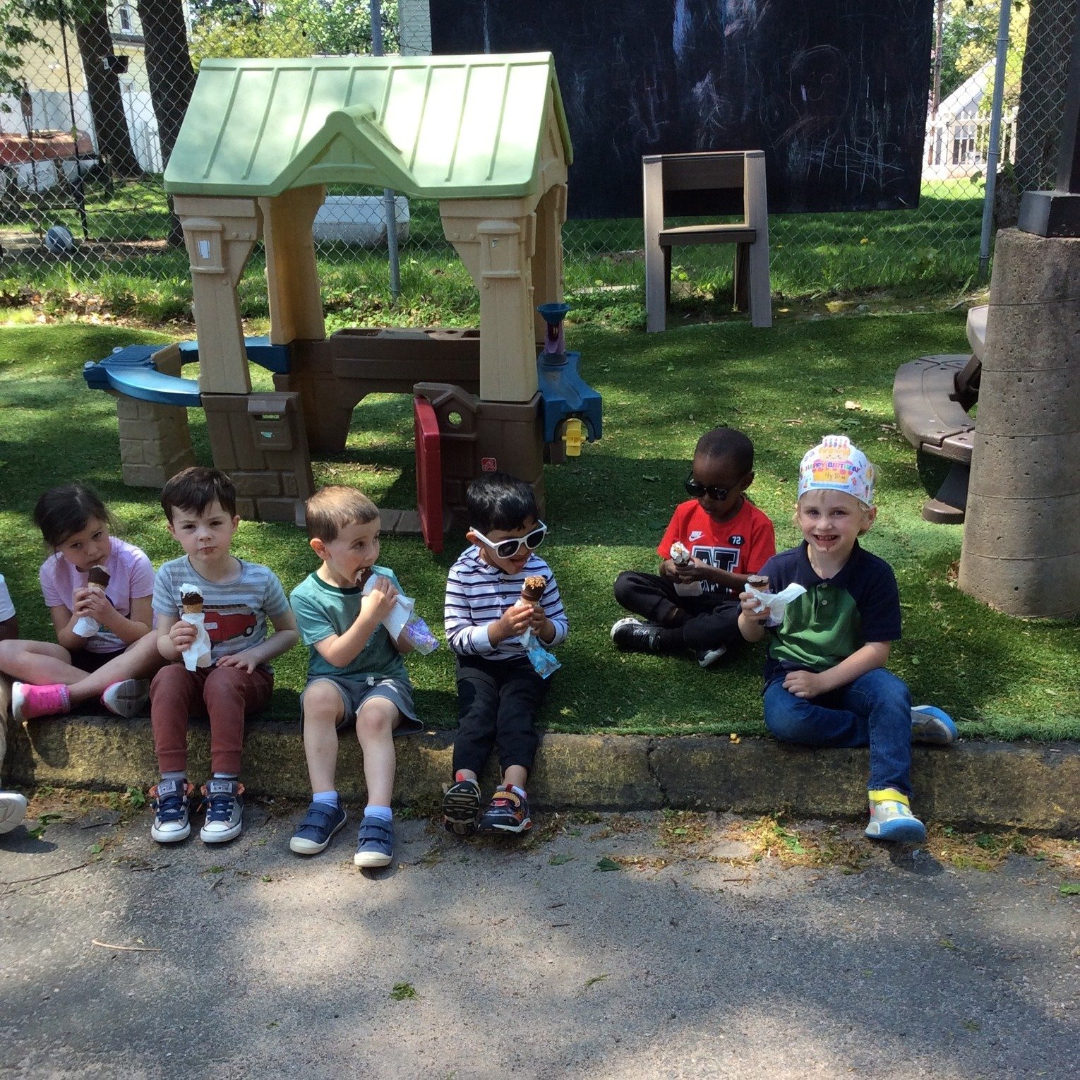 🦁 Can you find the lion?
There&rsquo;s a very sneaky little lion hanging outside for an ice cream treat with our PreK students&hellip; but only the sharpest eyes will spot it 👀
You might even need to zoom in!
Think you&rsquo;ve got it?
➡️ Swipe to 