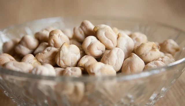 Crunchy Spiced Chickpeas