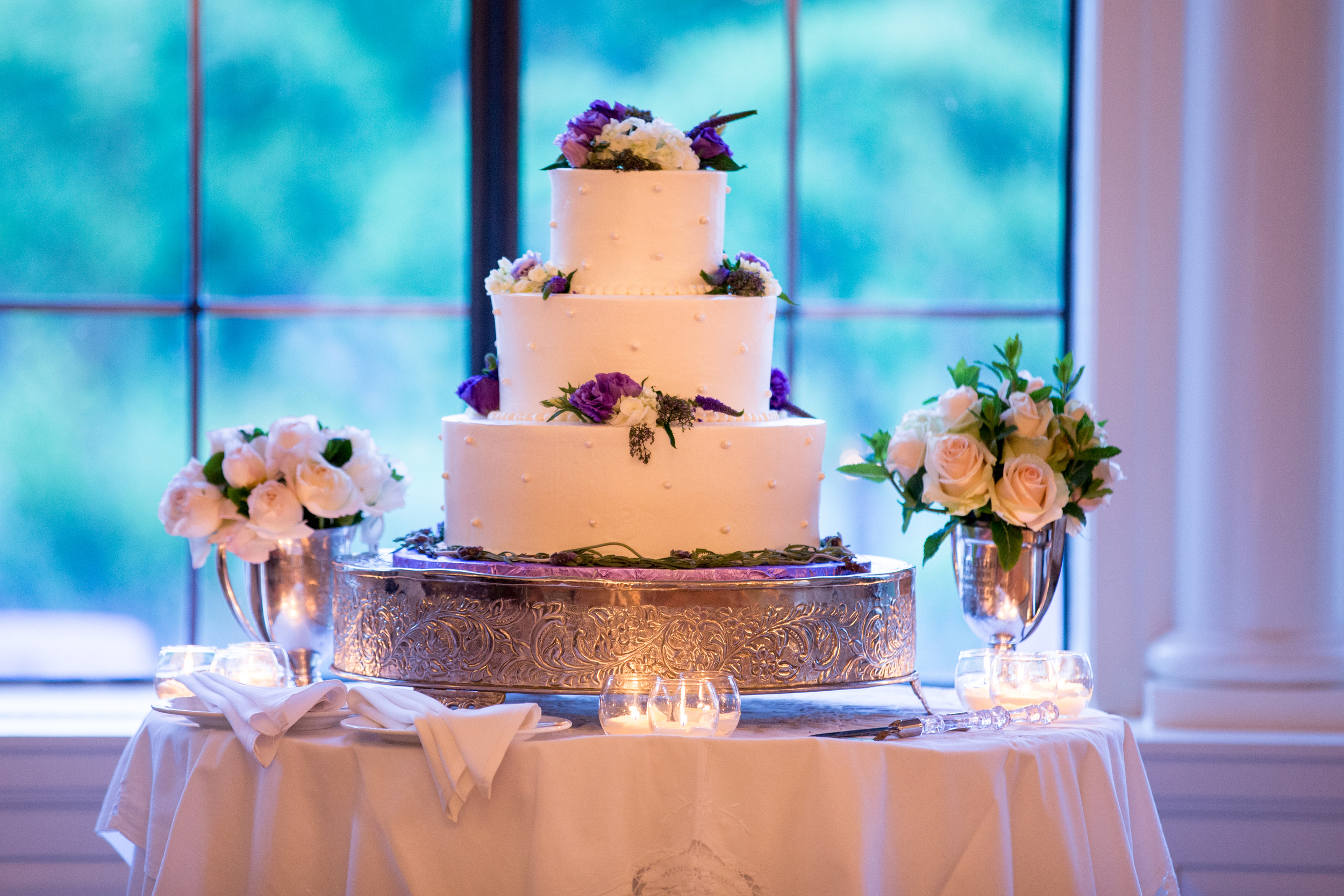 wedding-cake-florals.jpg