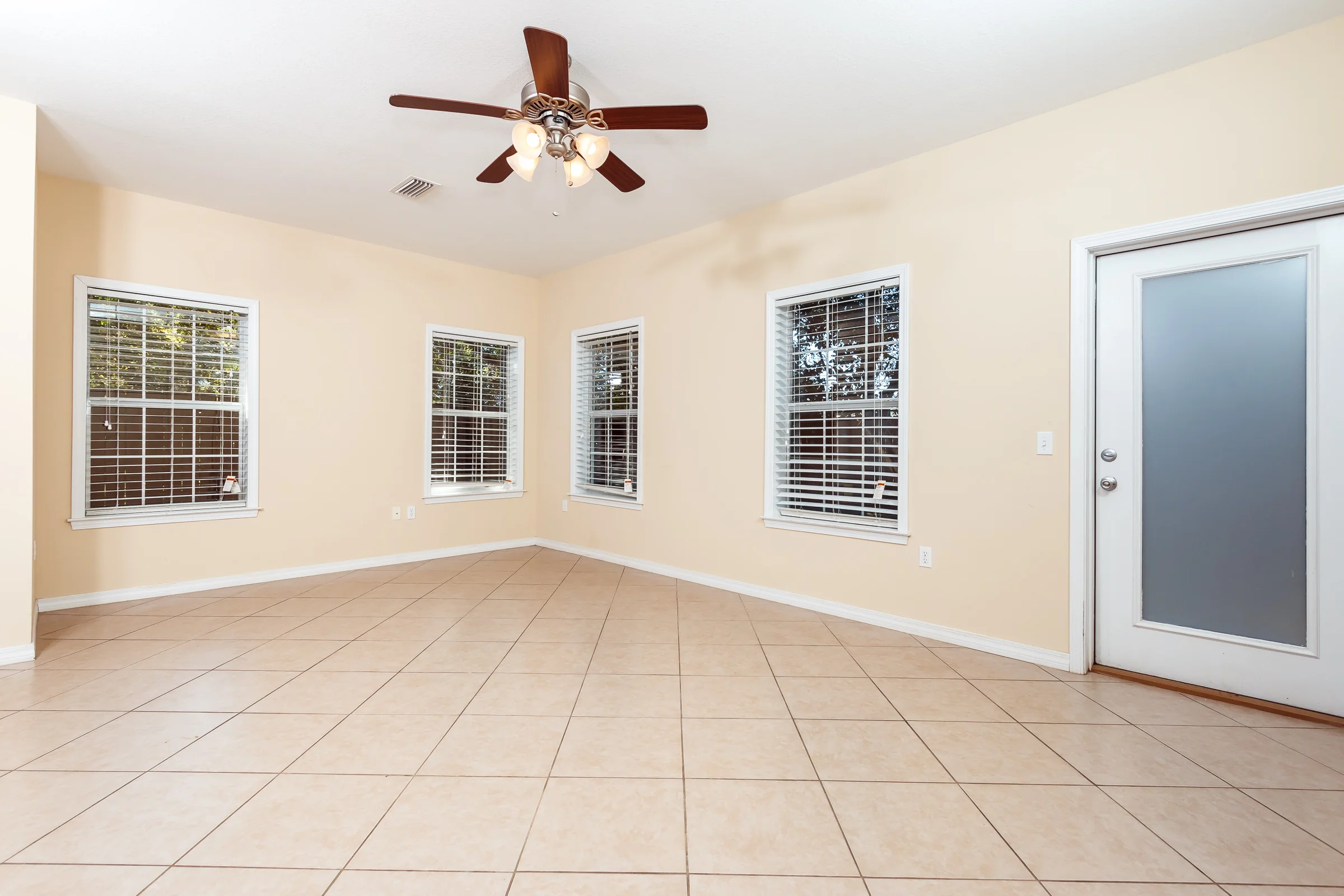 ScottPhotoWorks_862A Fairview_2016_10_07_013.JPG