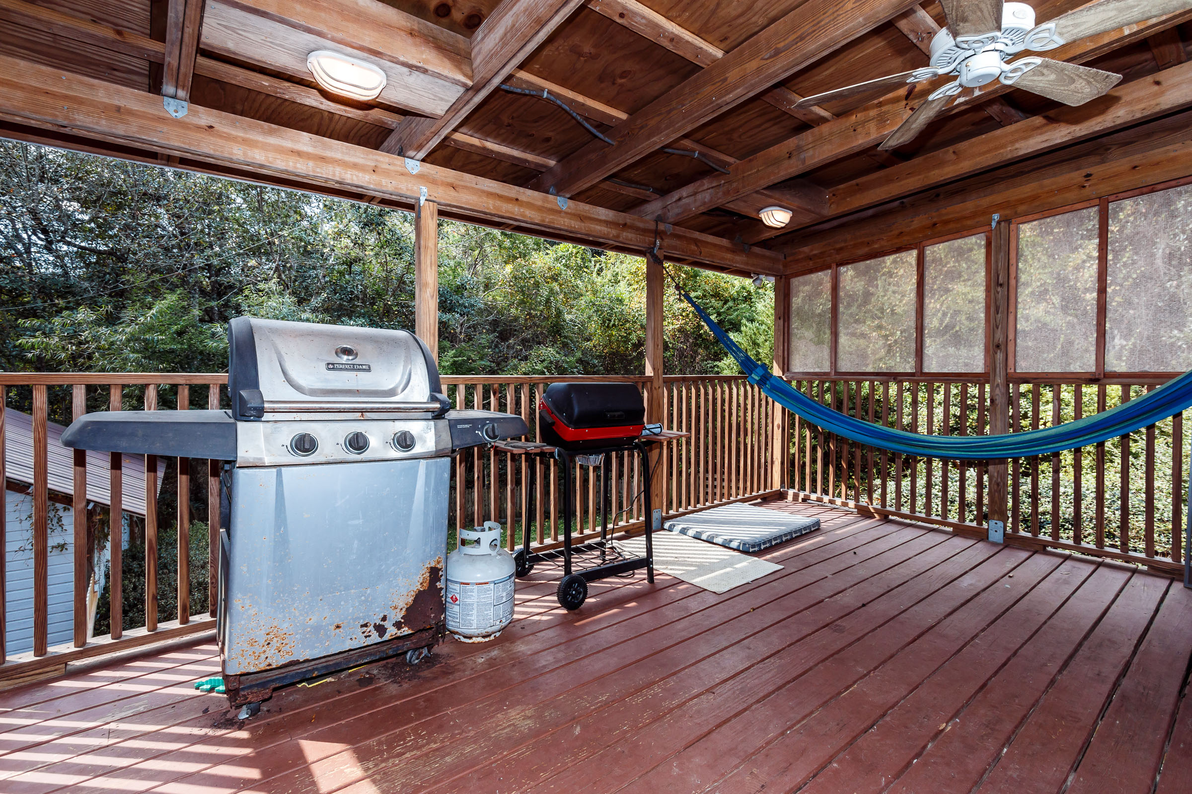 ScottPhotoWorks_103 Hickory St_2016_11_04_0112.JPG