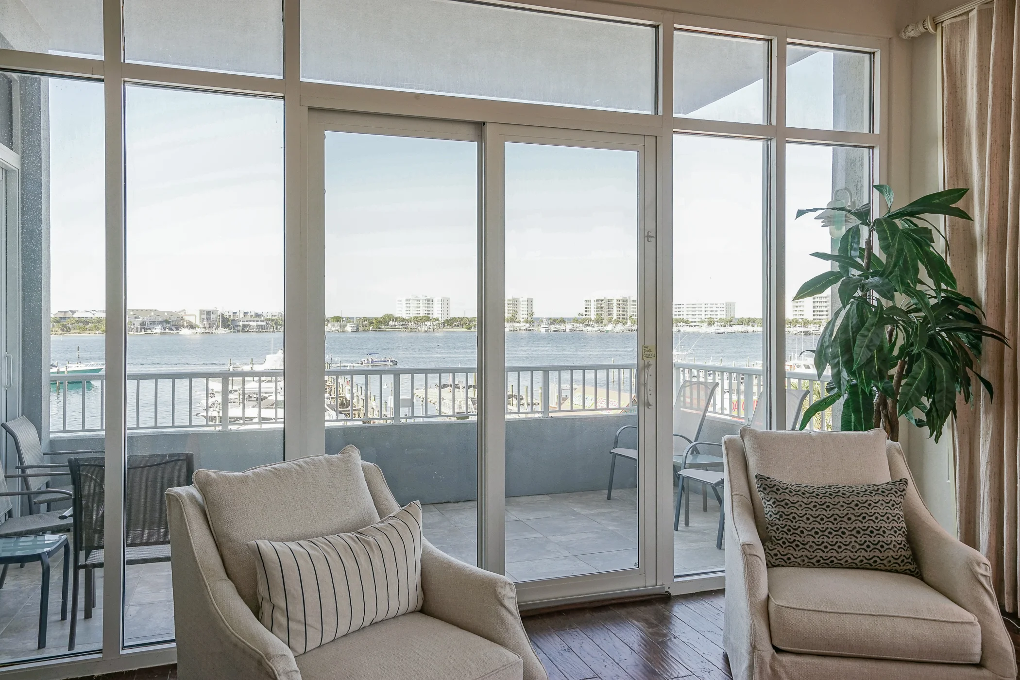 Condo-32.jpg