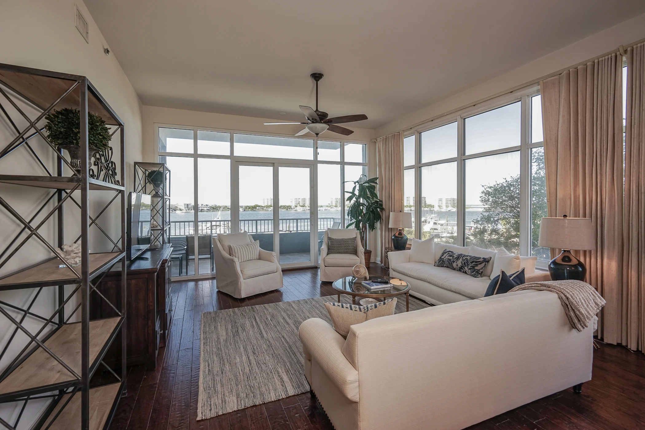Condo-36.jpg