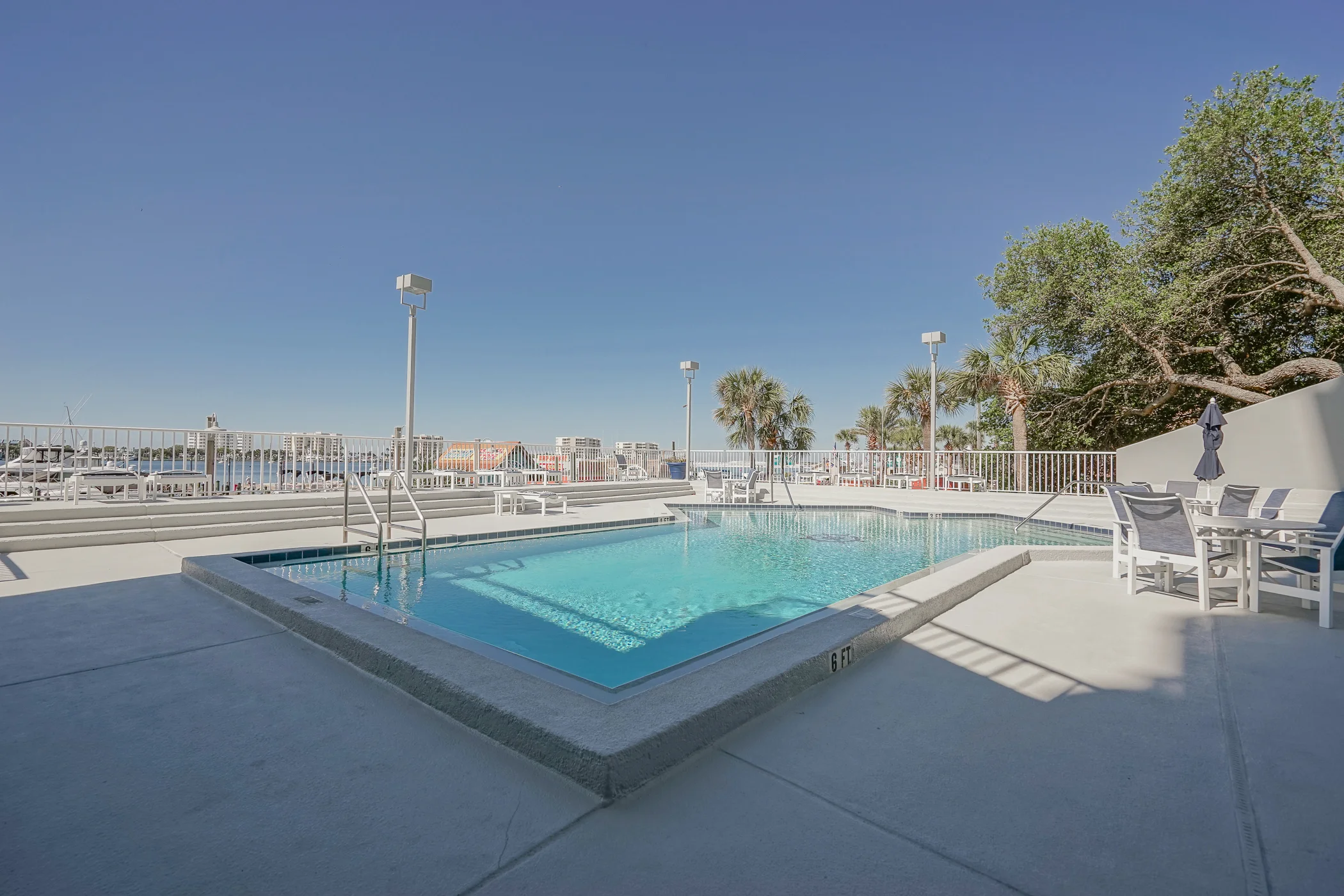 Condo-56.jpg