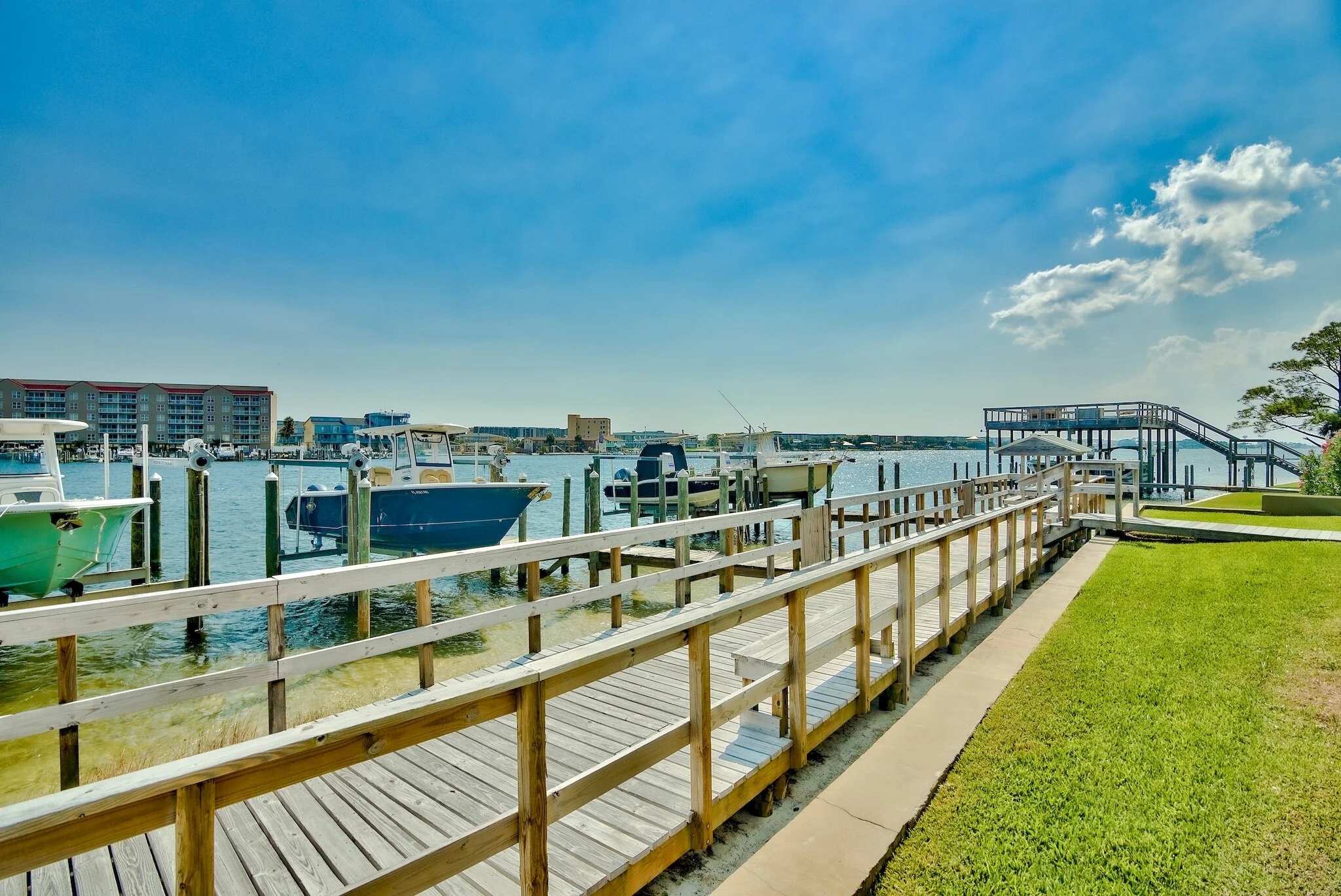 small_502 Sailwatch Landing _54.jpg