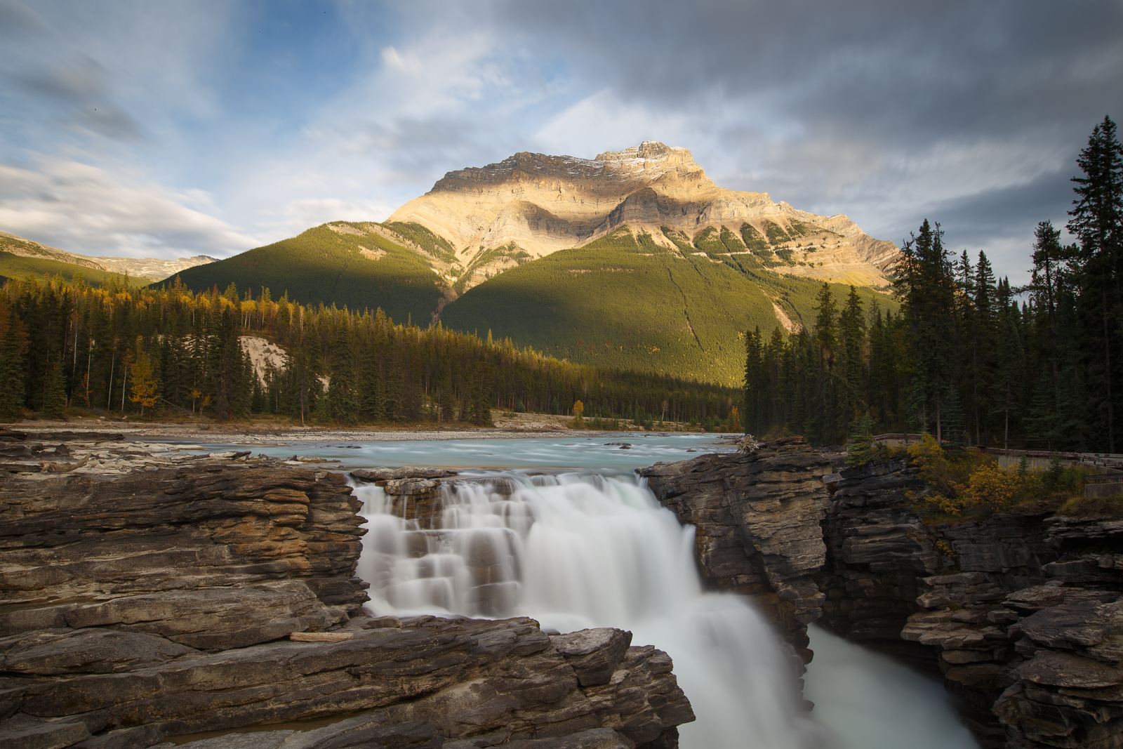 The NiSi 10-stop ND filter allowed me to increase the exposure time to produce silky water and show the cloud motion. ISO 100, 23mm, f/10, 25"
