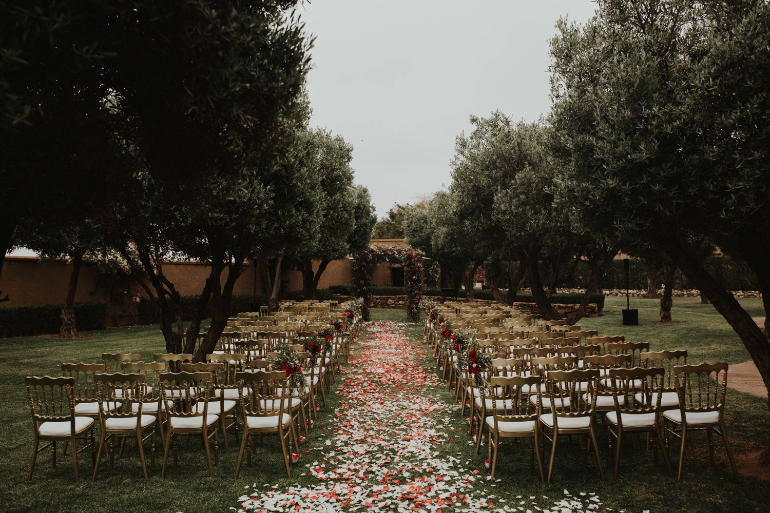 0000009_6C4A0079_Weddings_Junebugweddings_Morocco_Destination_Dress.jpg