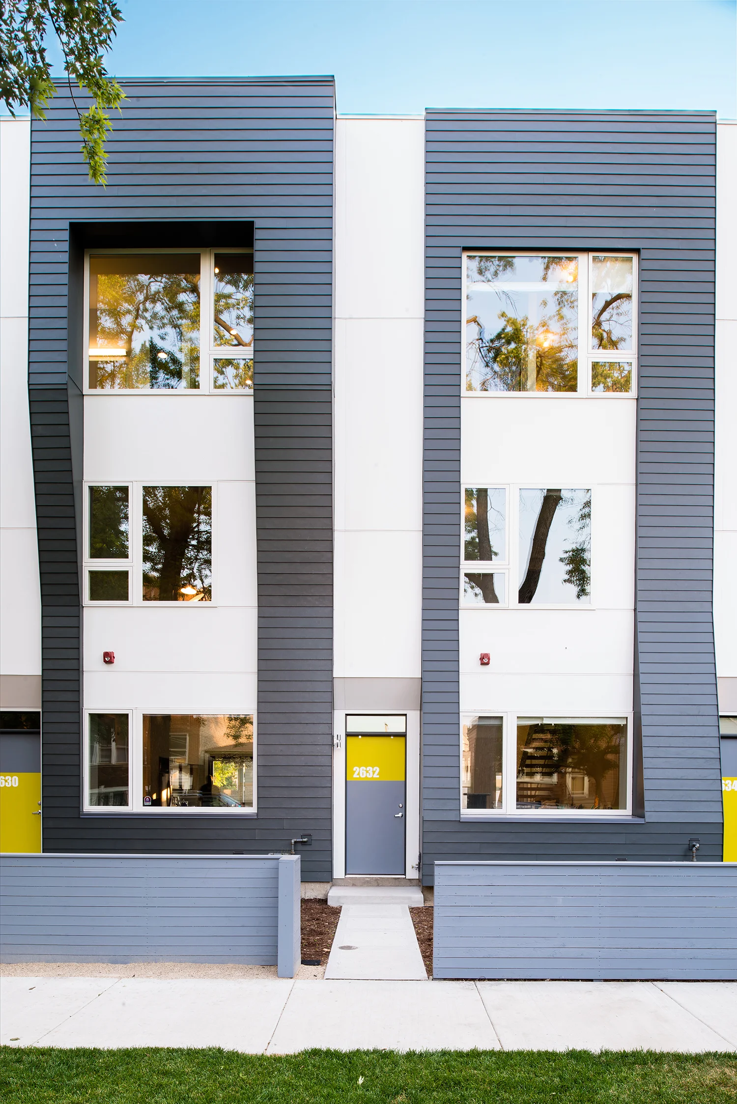 2014.07.21_NicholasJamesPhoto_FlexHouse2_2.jpg