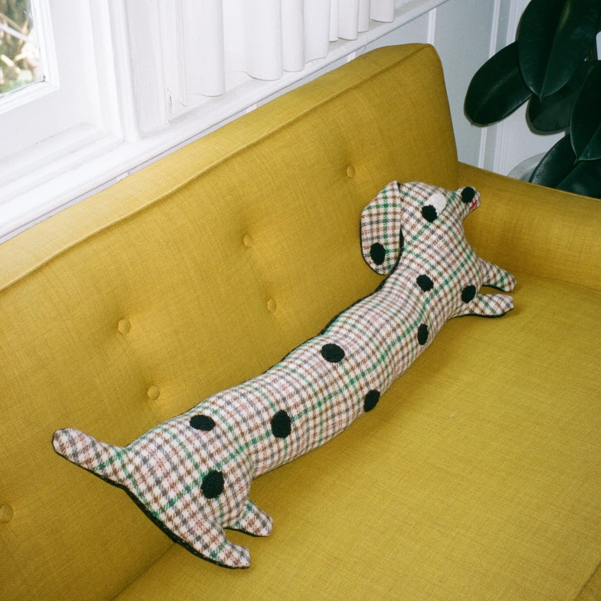 long-dog-pillow-INSTA.jpg