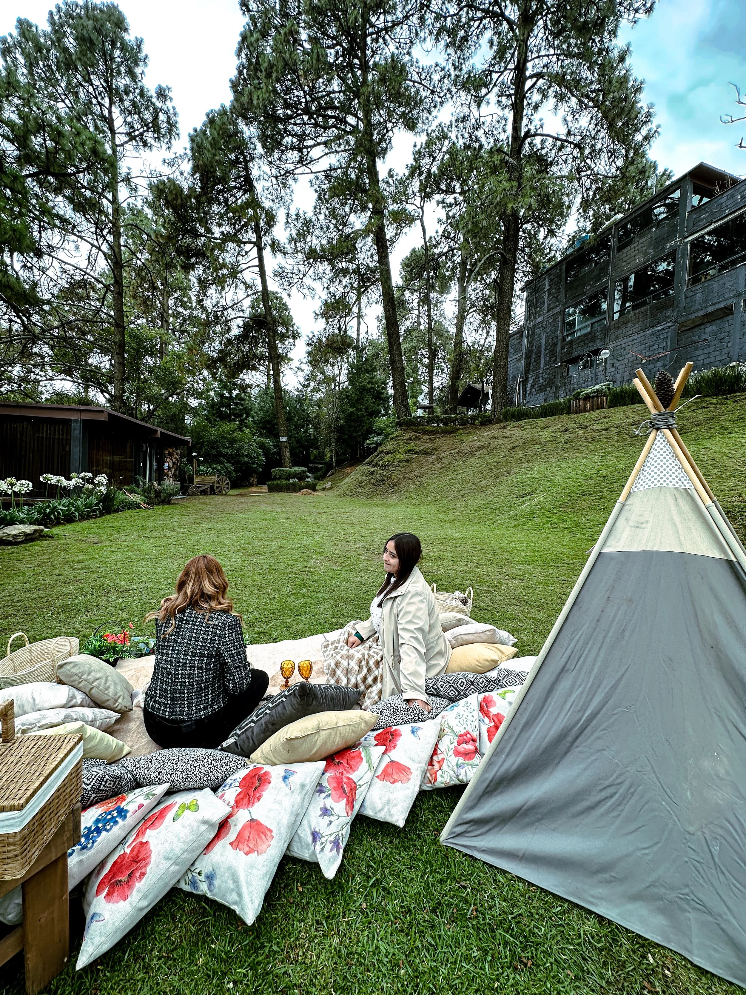 picnic-2.jpg