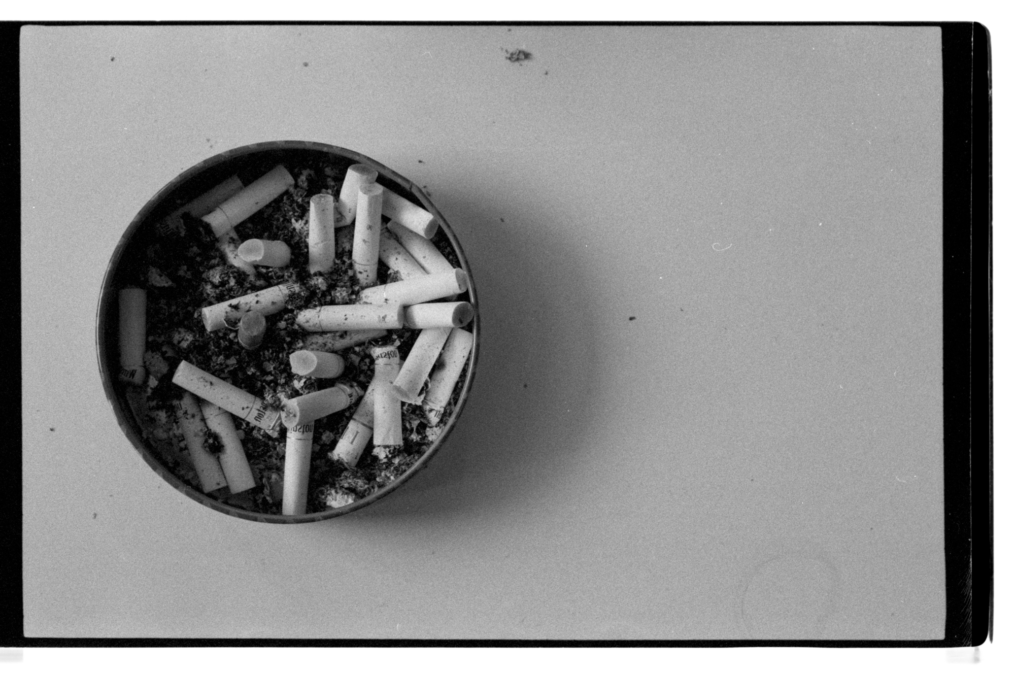 Alex Hooks - aHooks Photography - Ash tray _05.jpg