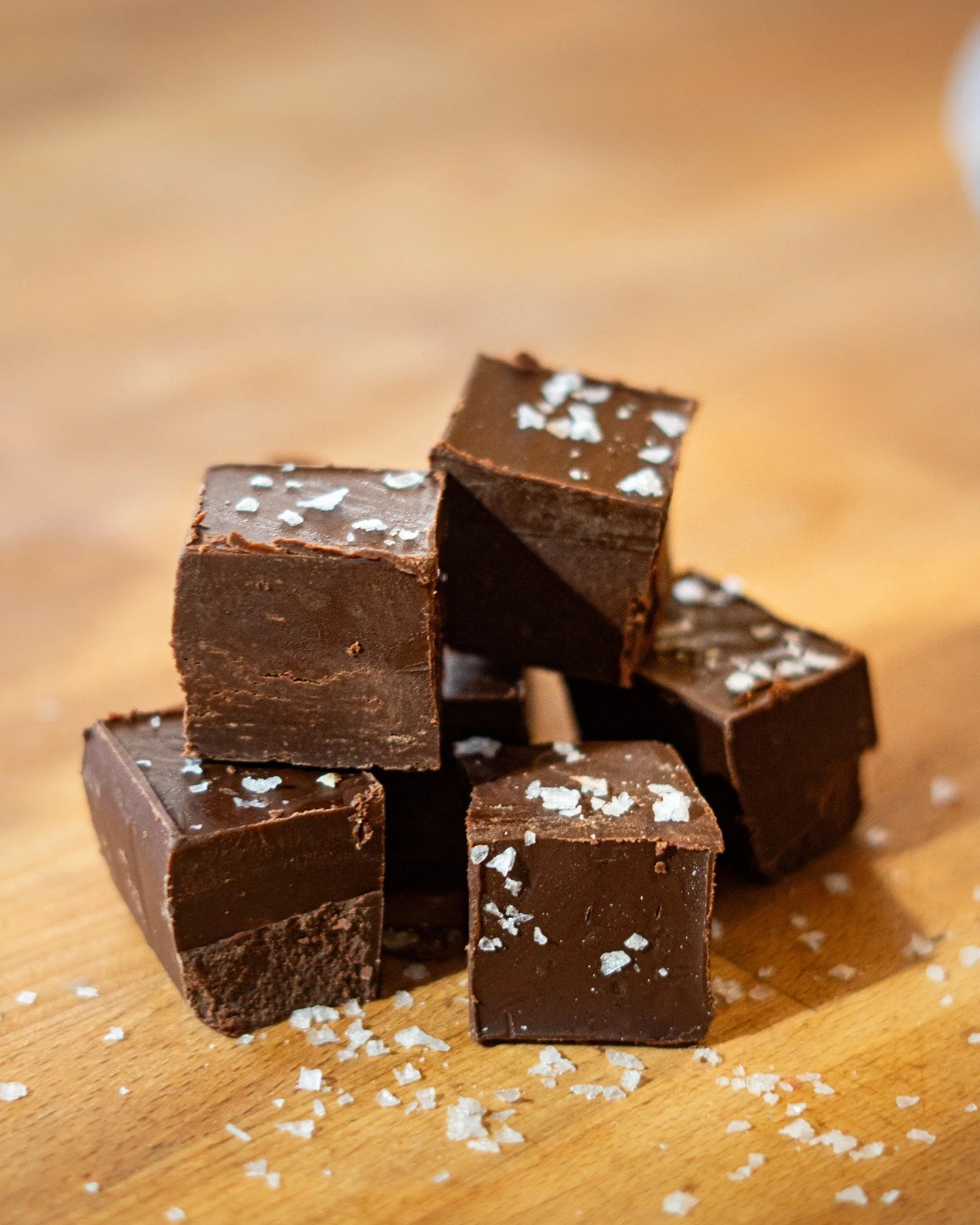 Introducing our limited edition chocolate fudge! Decadently rich, irresistibly smooth, and crafted for true chocolate lovers.✨

#coffeeshop #yyccoffee #calgary #calgarycoffee #calgaryfood #calgaryfoodie #foodie #yyceats #yycliving #calgaryeats #alber