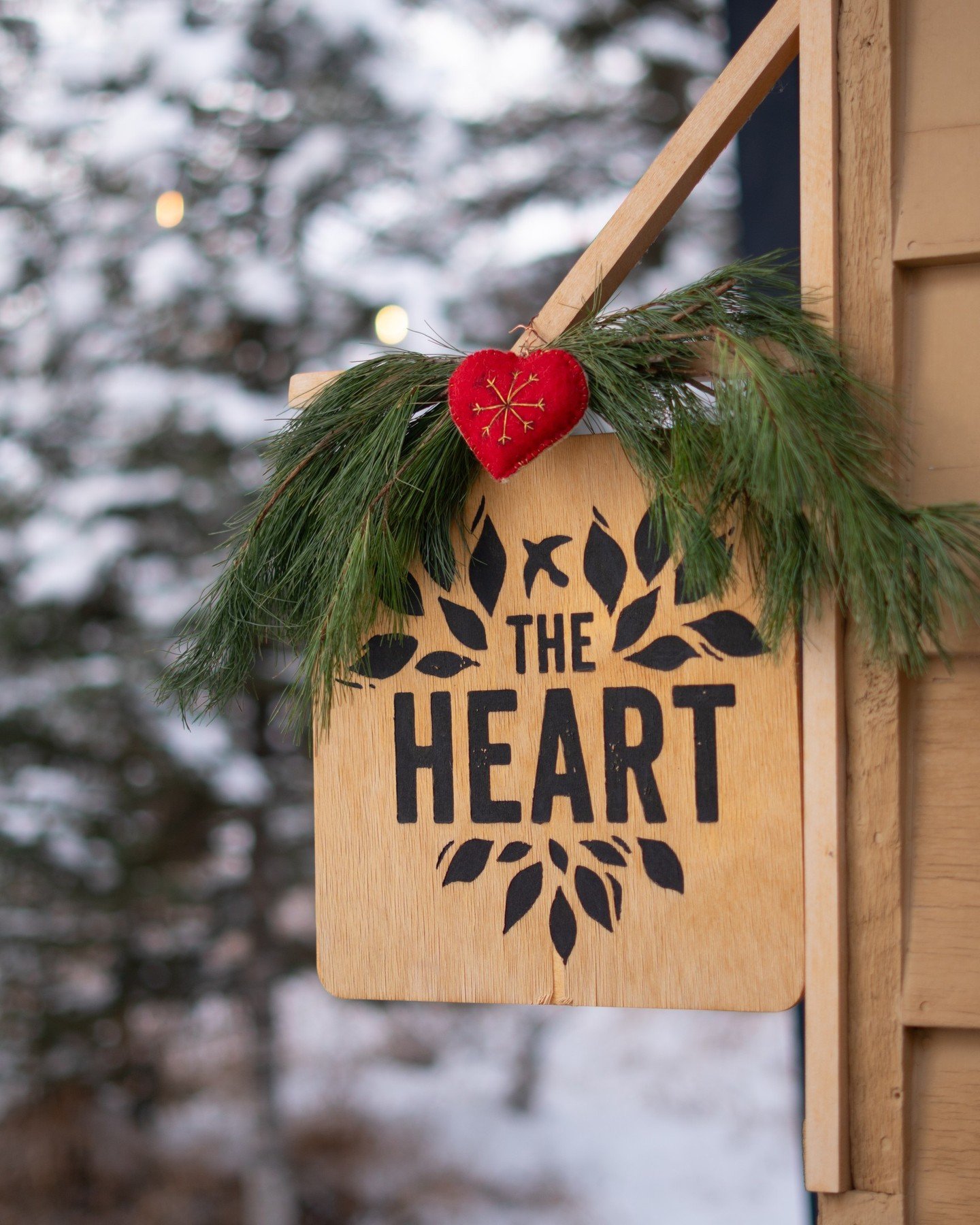 Merry Christmas from The Heart to all of our wonderful customers!🎄

Thank you for filling our caf&eacute; with joy, laughter, and warm memories all year long. Wishing you a day filled with comfort, good company, and plenty of festive treats!🌟

#cof