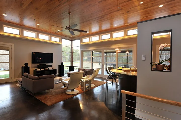 Step Inside Timberwolf_0115.JPG