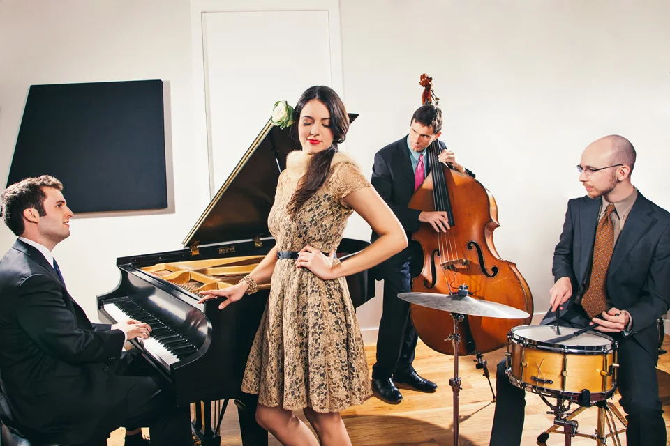 KEYED UP! & Velvet Lounge Present The Nightingale Trio!