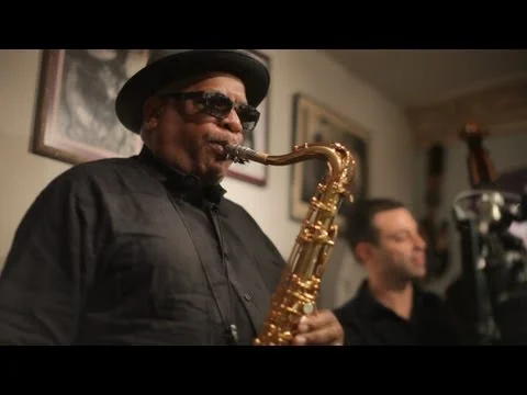 BILL SAXTON W/THE LOW KEY TRIO JAM SESSION!