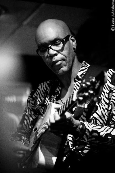 ED CHERRY W/THE LOW KEY TRIO JAM SESSION