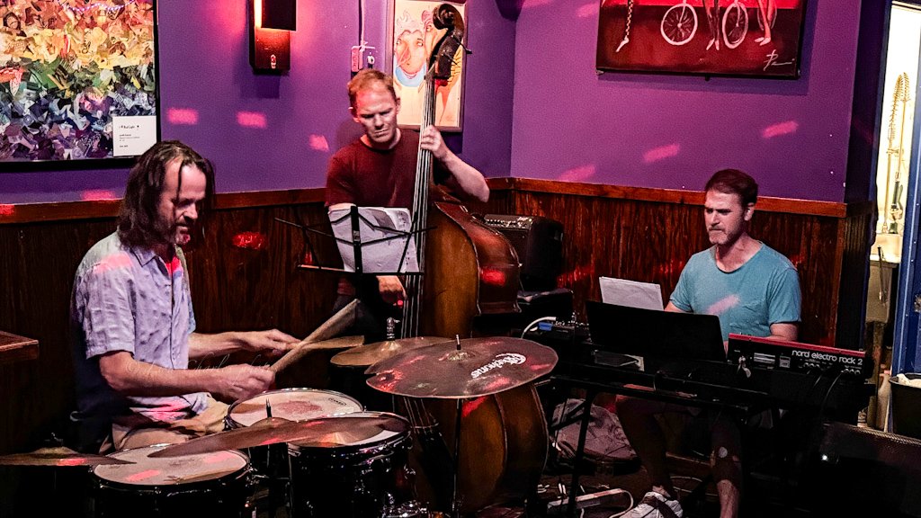 TRAMPLE MAN @ DOMINIE'S (Astoria, BK)  