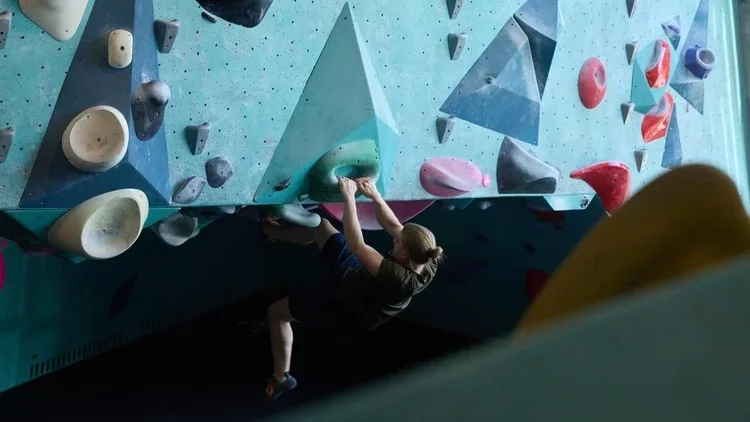 Open with Minneapolis Activity x 4 (3s)