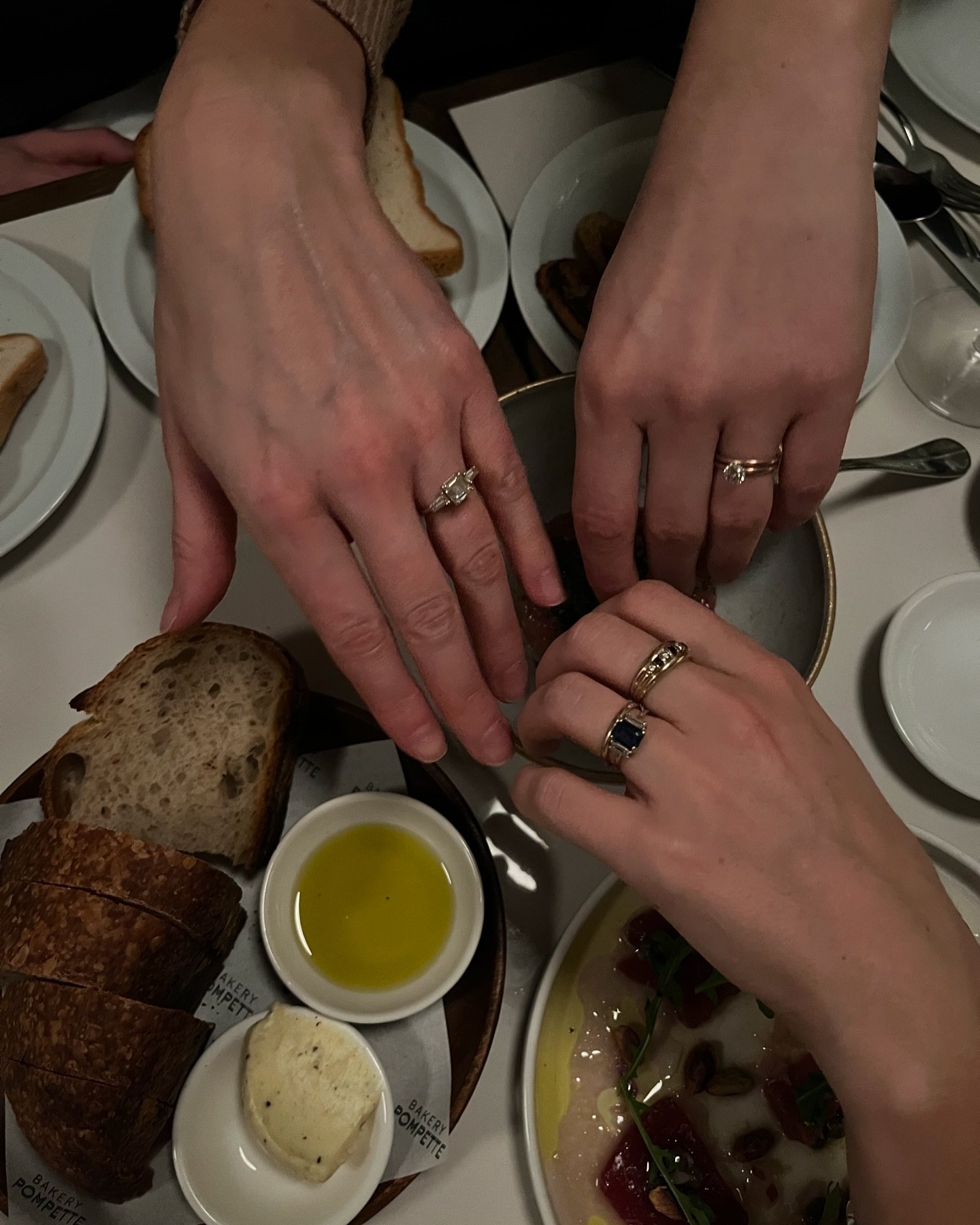POV you designed everyone&rsquo;s engagement rings at girls night 💅🏼