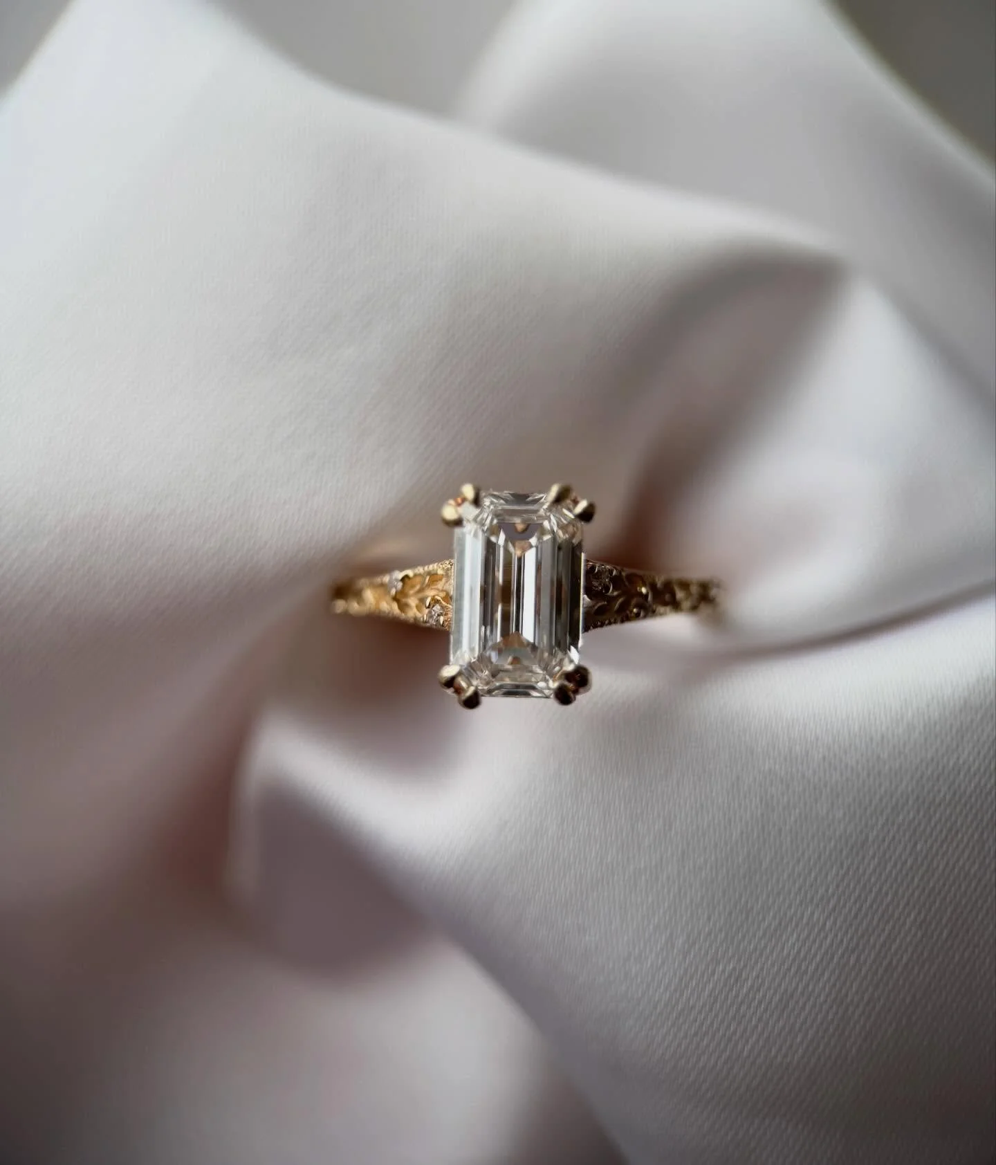 sometimes i think i started designing engagement rings because reality has never quite been enough for me.

i grew up wandering through dog eared pages, falling in love with book boyfriends and girlfriends in forests that did not exist, tracing const