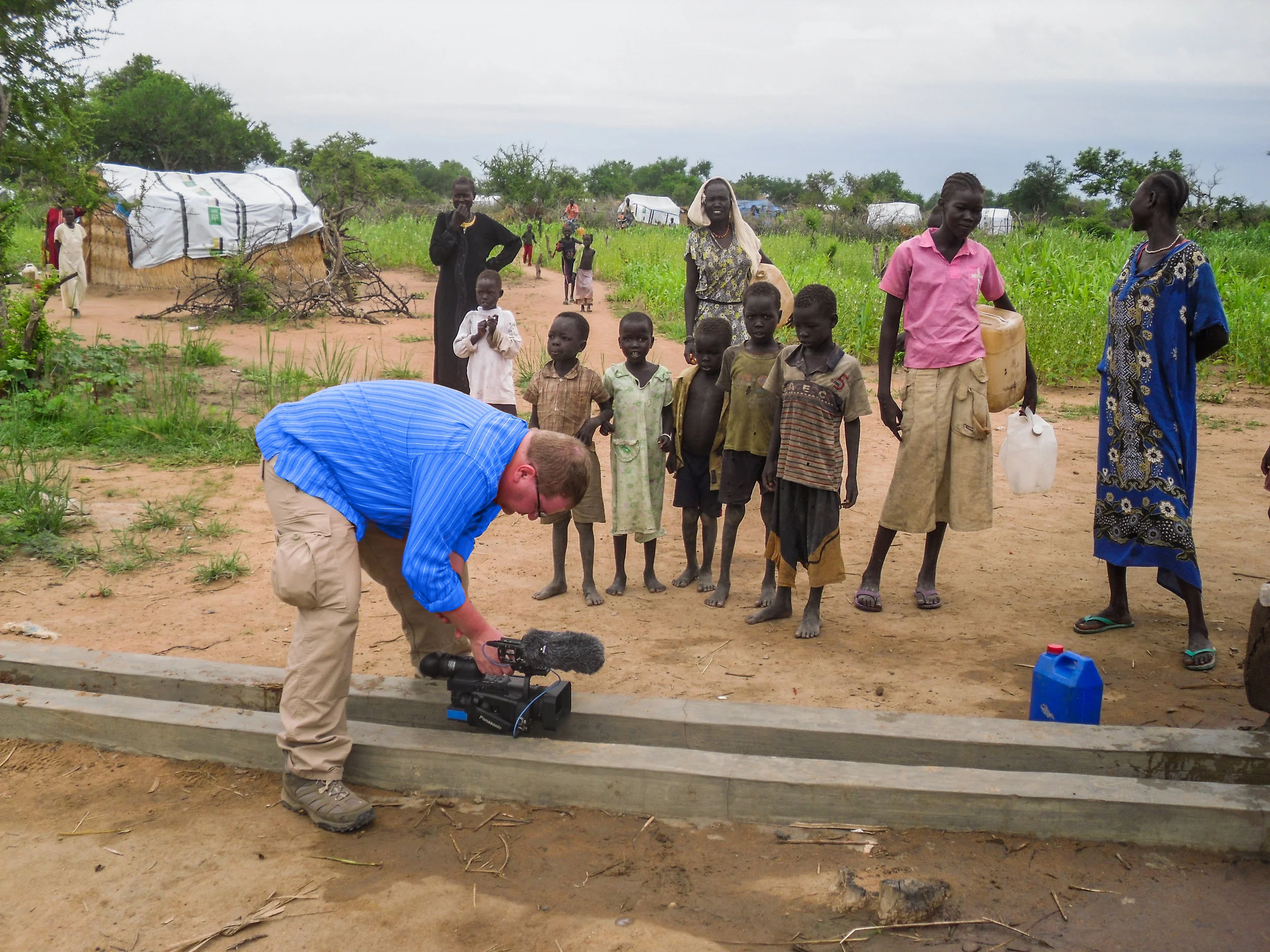 Filming at Mangar Akot-Wcc.jpg
