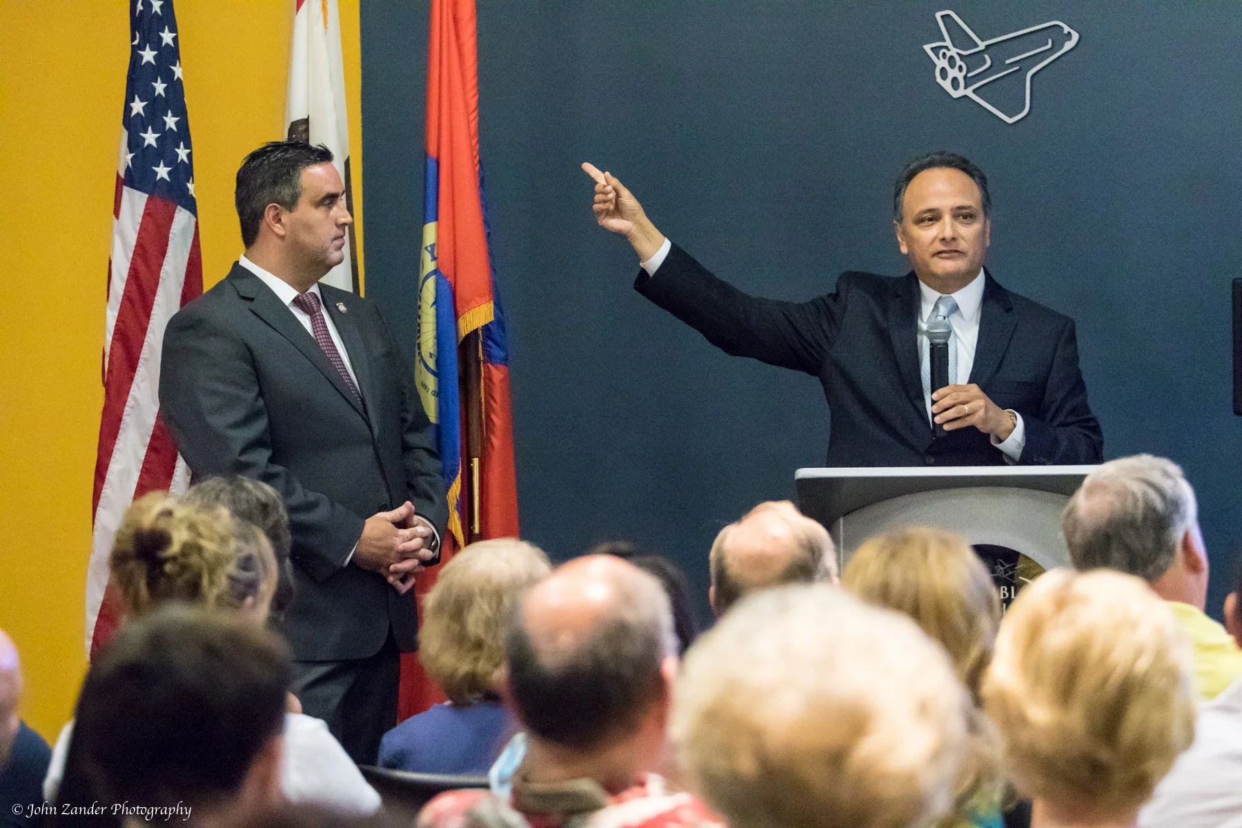 Golden Corral, Walmart coming to Downey