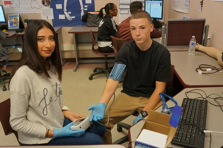 Bellflower Unified wins Golden Bell for health sciences program