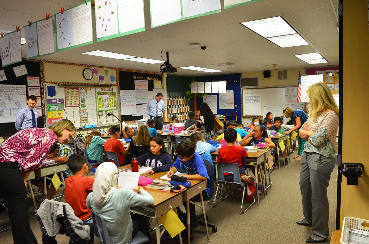 DUSD demonstrates new math approach to other school districts