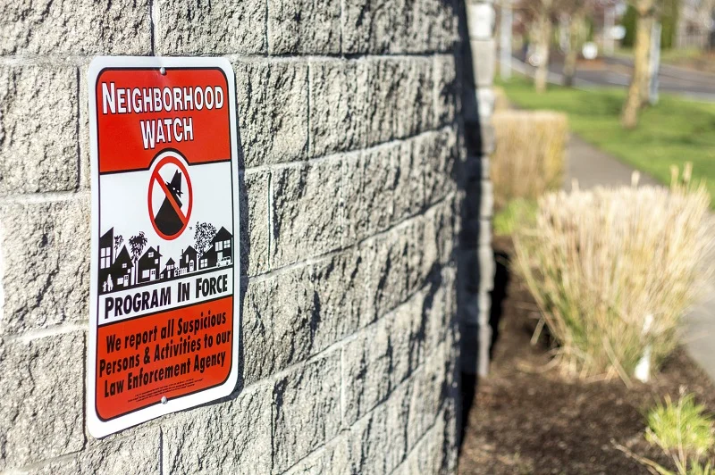 Downey residents turn to Facebook for crime prevention