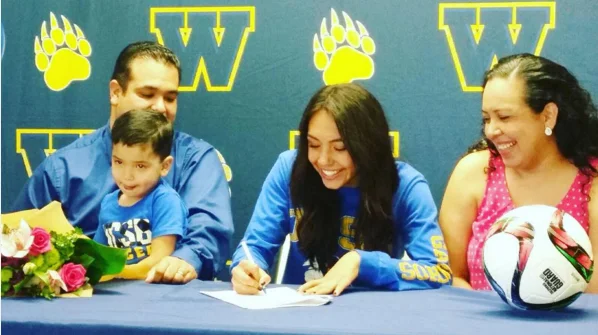 Sports Briefs: Warren soccer teams eyeing league titles