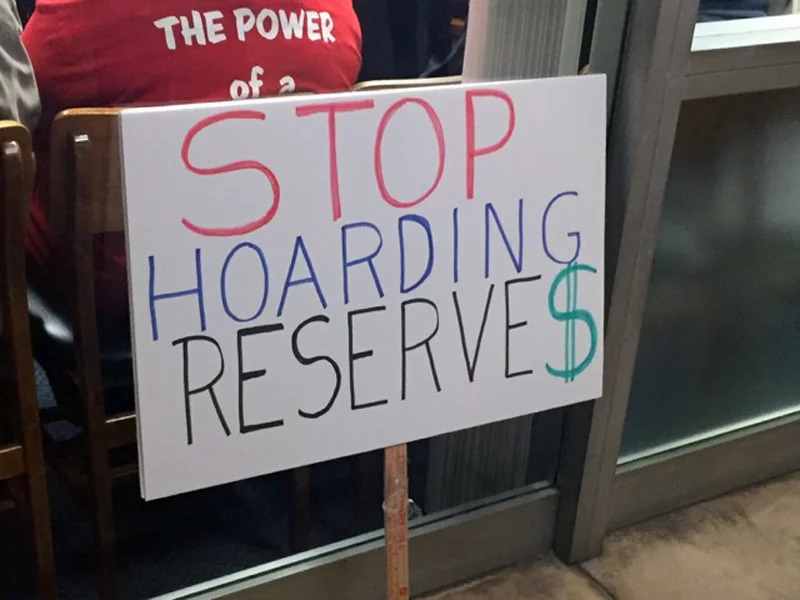 Cerritos College faculty rally for higher wages