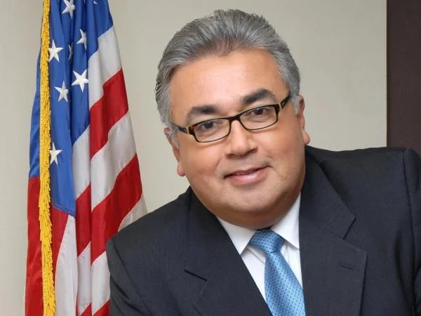 Ron Calderon accepts plea deal, admits to taking bribes